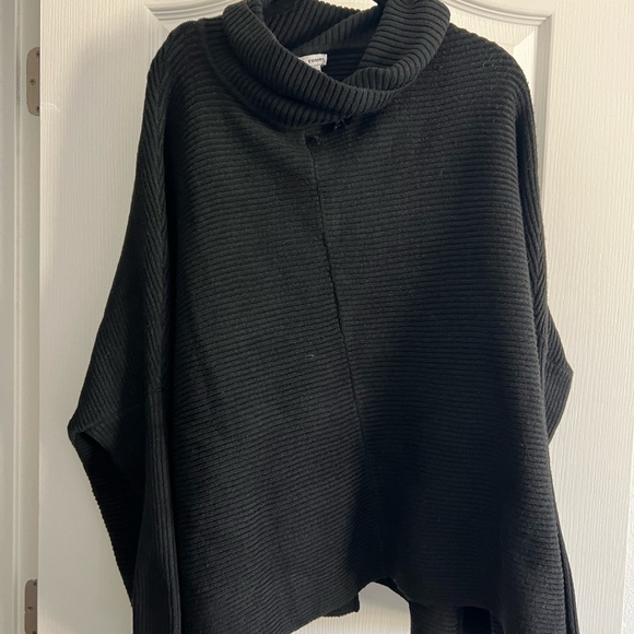 Sweet Romeo Sweaters - Sweet Romeo Black Ribbed Cowl Neck Sweater SZ M/L